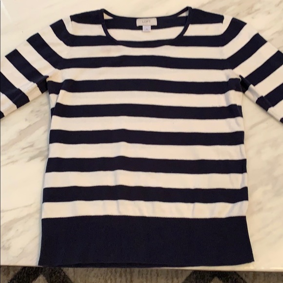 Ann Taylor Loft Cotton Light Shirt.  Sz M - Picture 1 of 3